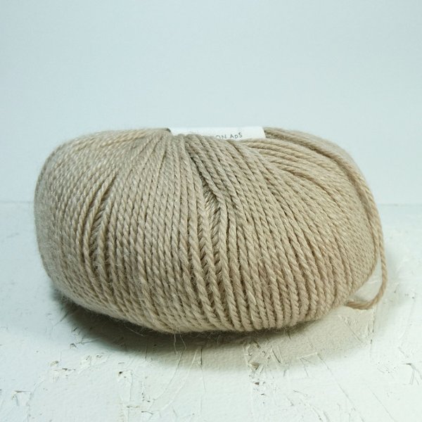 No. 3 Organic Wool + Nettle - 1117 Mother of Pearl