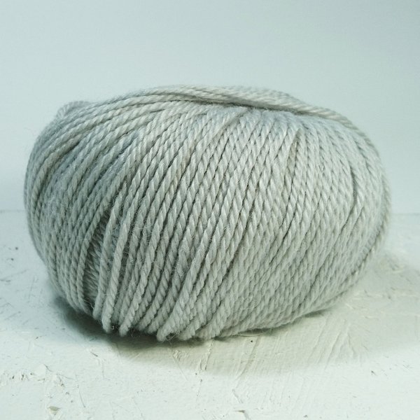 No. 4 Organic Wool + Nettle - 809 Light Gray