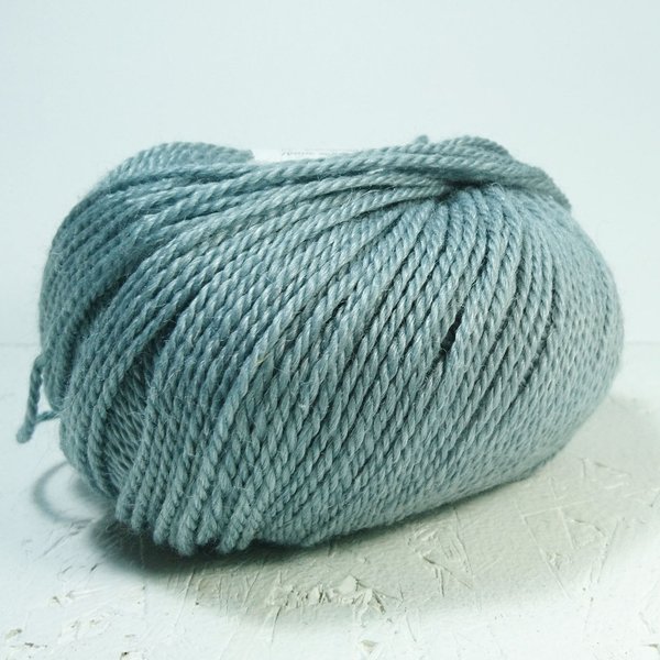 No. 4 Organic Wool + Nettle - 811 Pale Green