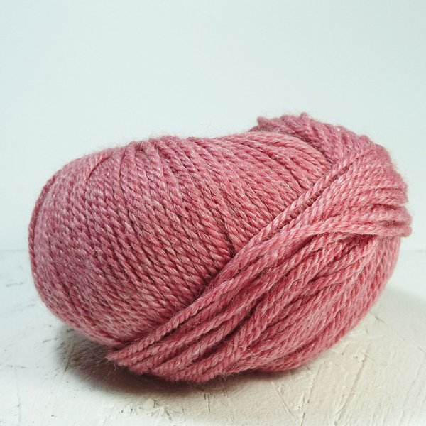 No. 4 Organic Wool + Nettle - 826 Rose