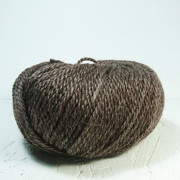 No. 6 Organic Wool + Nettle - 603 Brown
