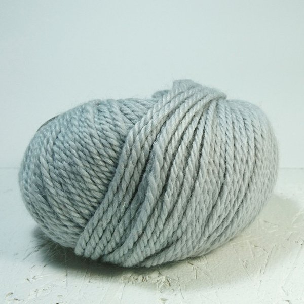 No. 6 Organic Wool + Nettle - 622 Light Gray